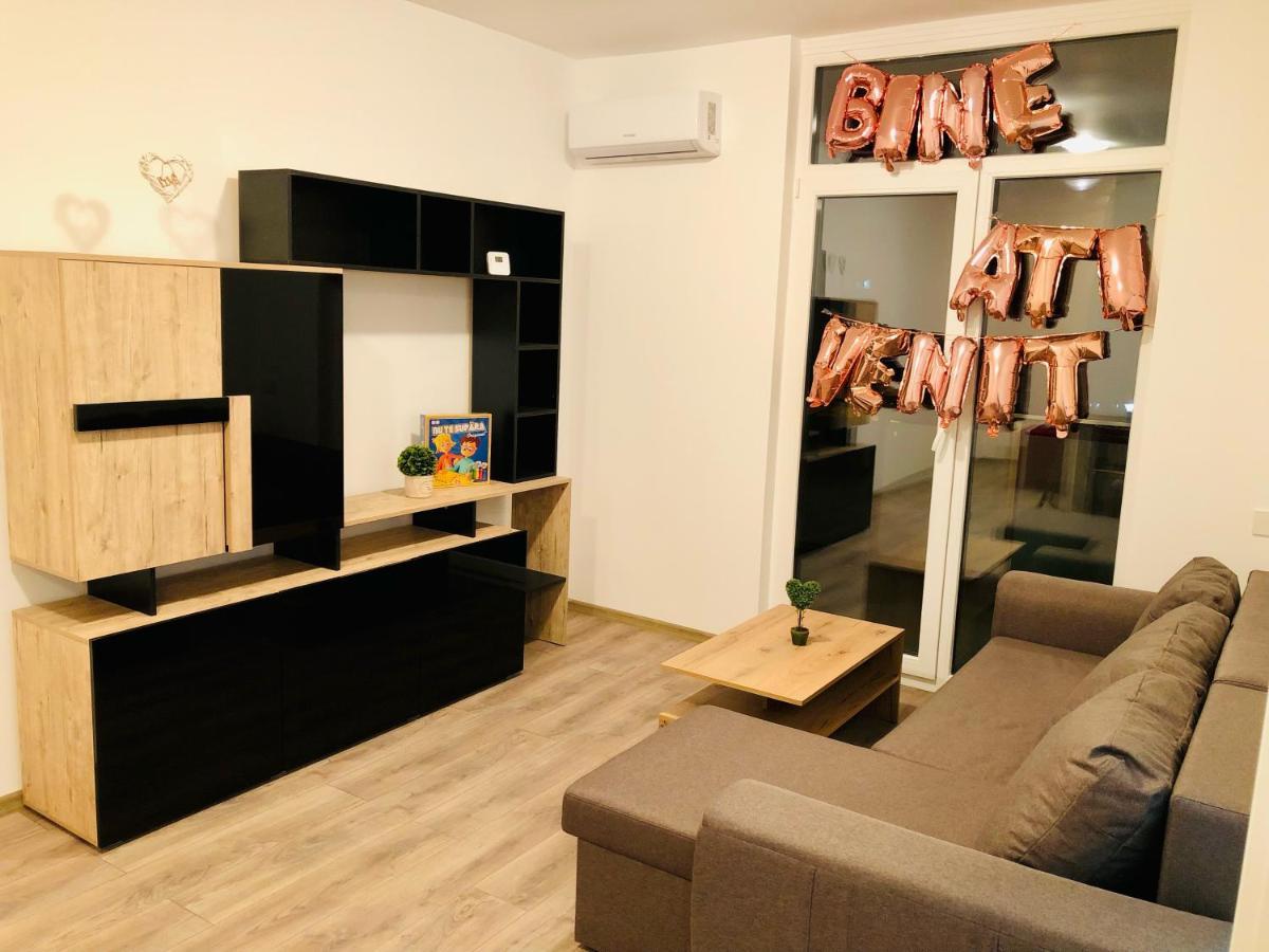 New And Modern Apartment Near Center At Vivalia Grand Тімішоара Екстер'єр фото